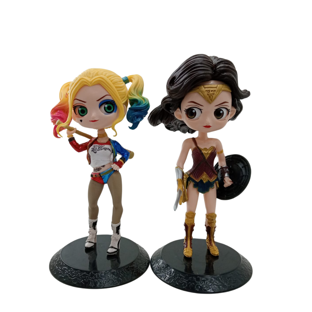 Figura coleccionable de la mujer maravilla y harley quinn